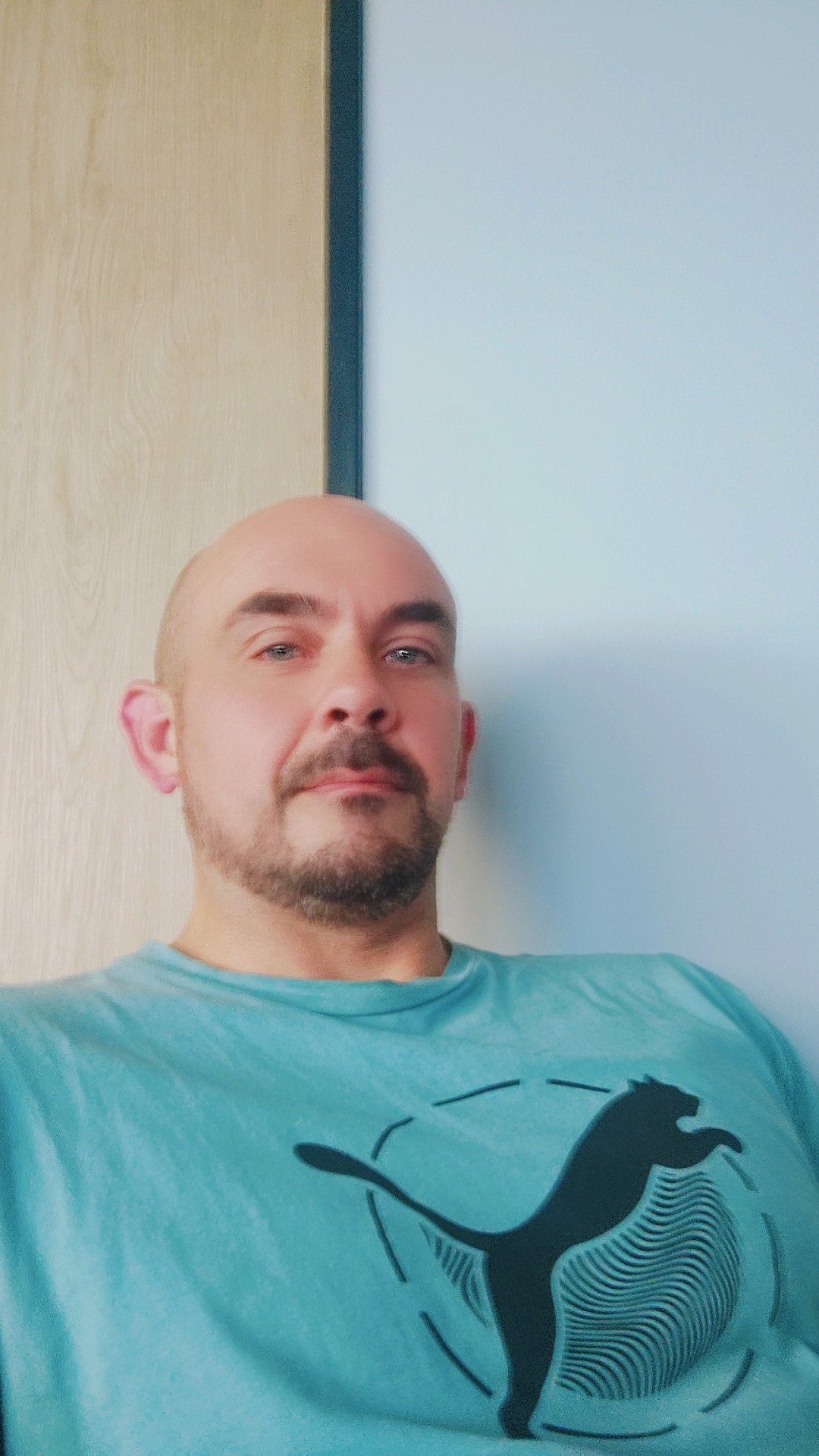 Profil de Aidan, 43 ans, Annonce Coquine à Buchillon