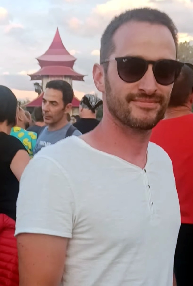 Profil de Ghjuvanni, 39 ans, Annonce Coquine à Henniez