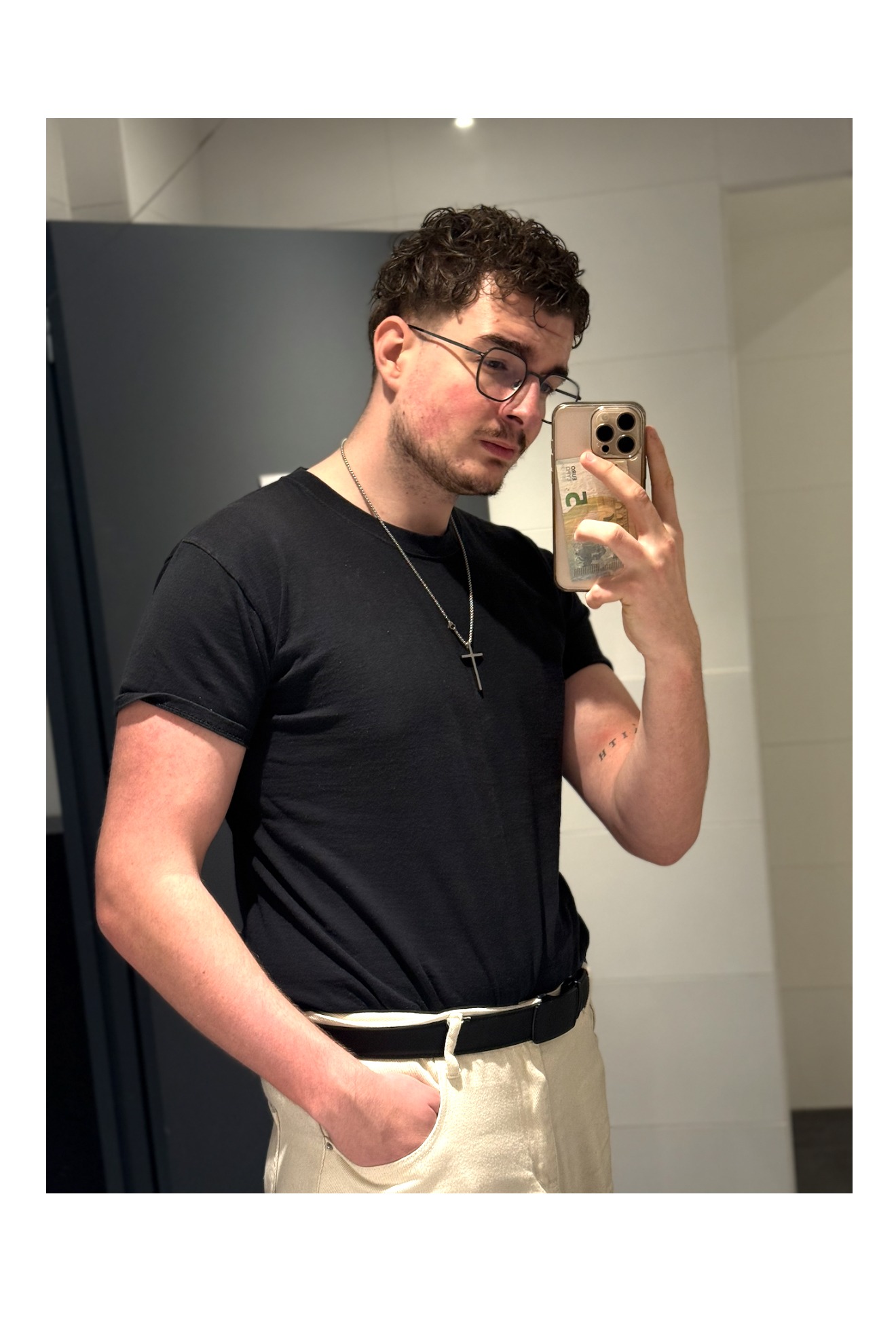 Profil de Philogene, 22 ans, Annonce Coquine à Bigenthal