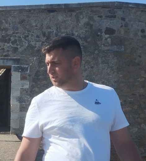 Profil de Elric, 31 ans, Annonce Coquine à Belmont-sur-Yverdon