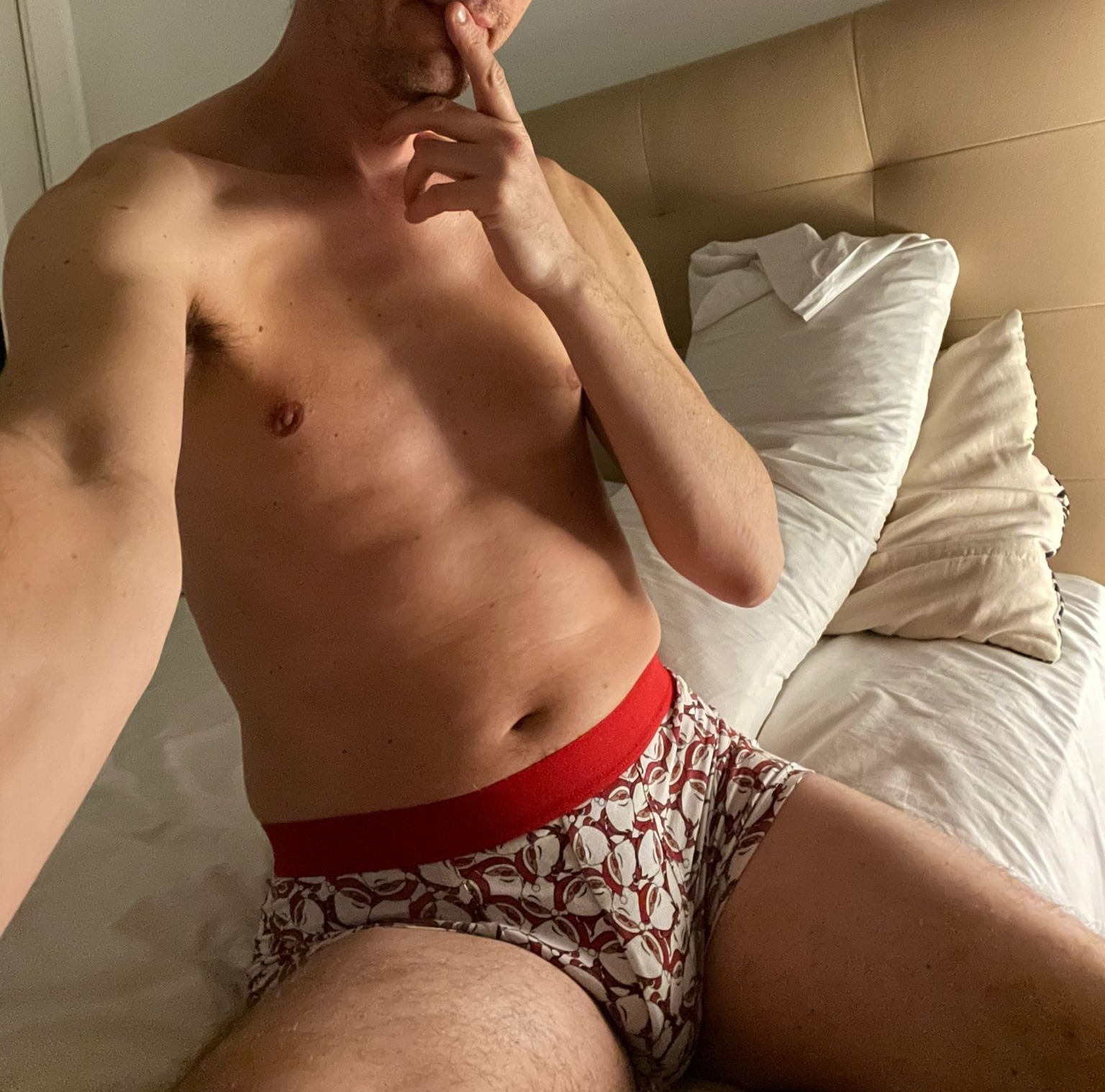 Profil de Chaker, 42 ans, Annonce Coquine à Kriechenwil