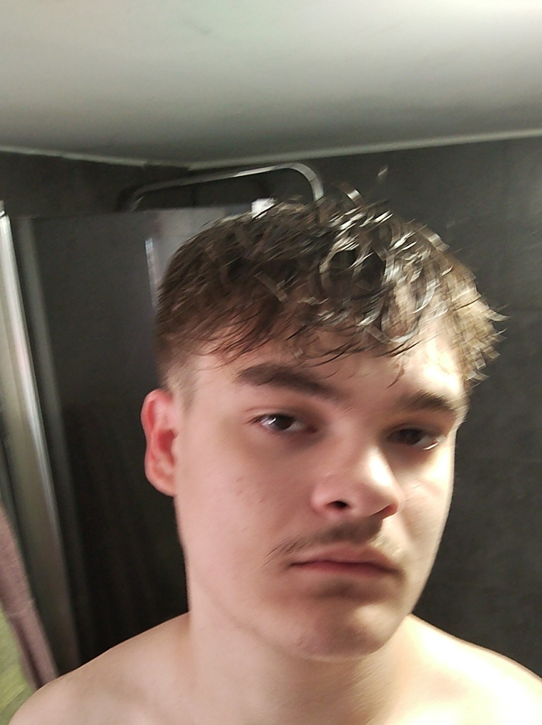 Profil de Yussuf, 19 ans, Annonce Coquine à St-Cierges