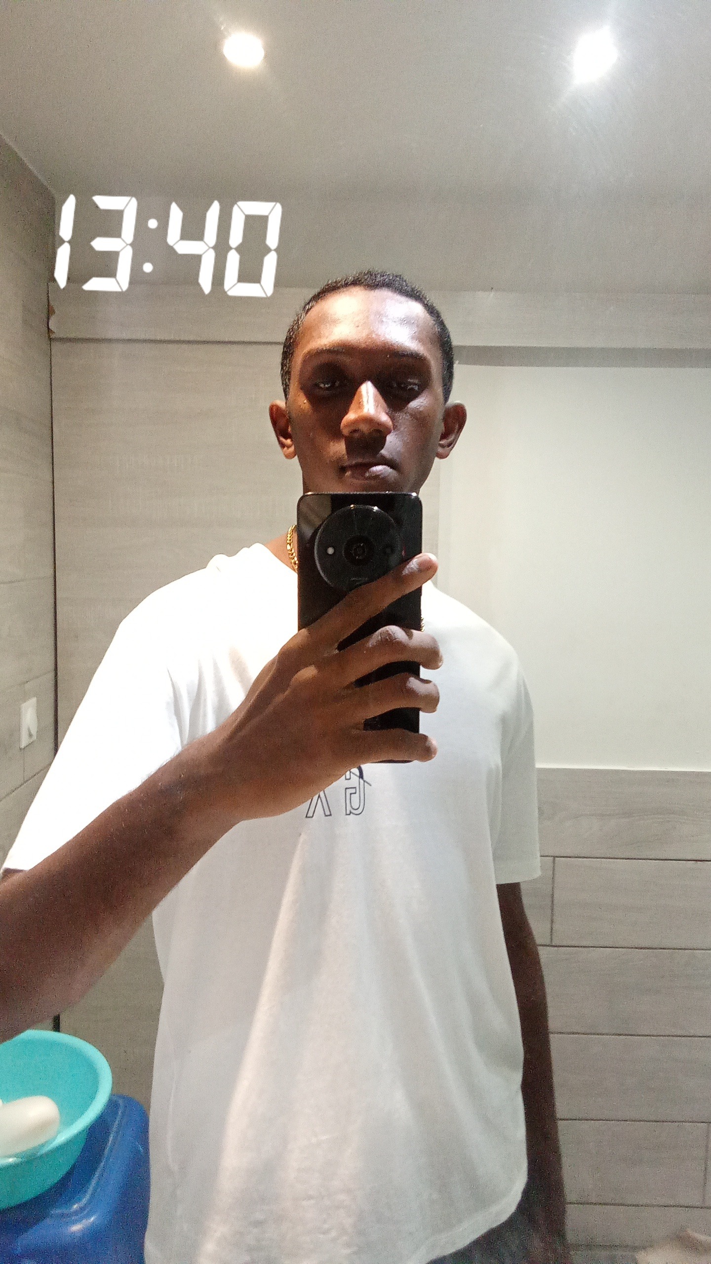 Profil de Lucas, 22 ans, Annonce Coquine à Monnaz