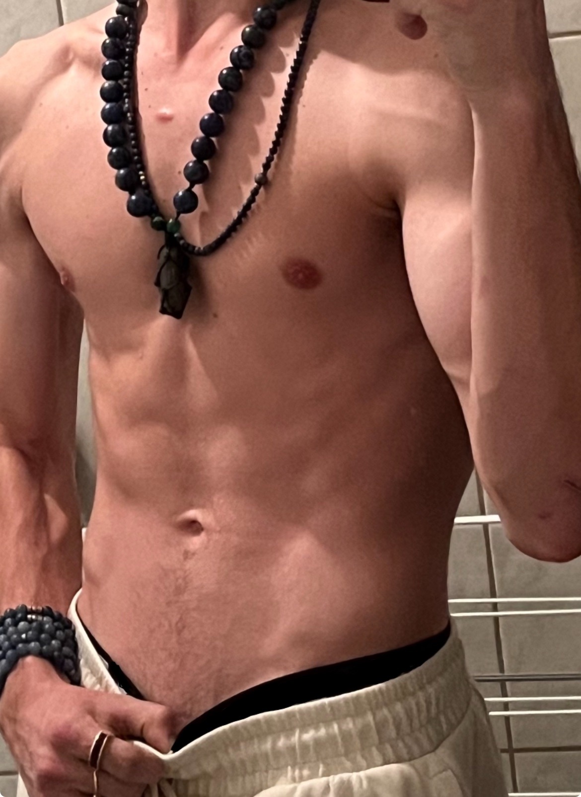 Profil de Fayaz, 21 ans, Annonce Coquine à Ambrì