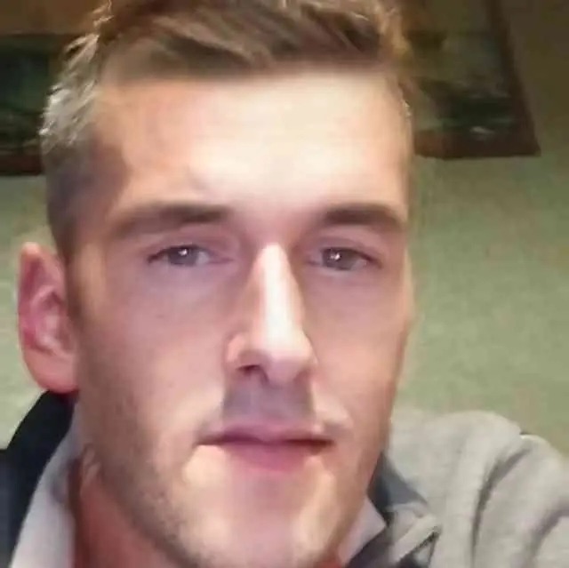 Profil de Gian, 35 ans, Annonce Coquine à Sumvitg