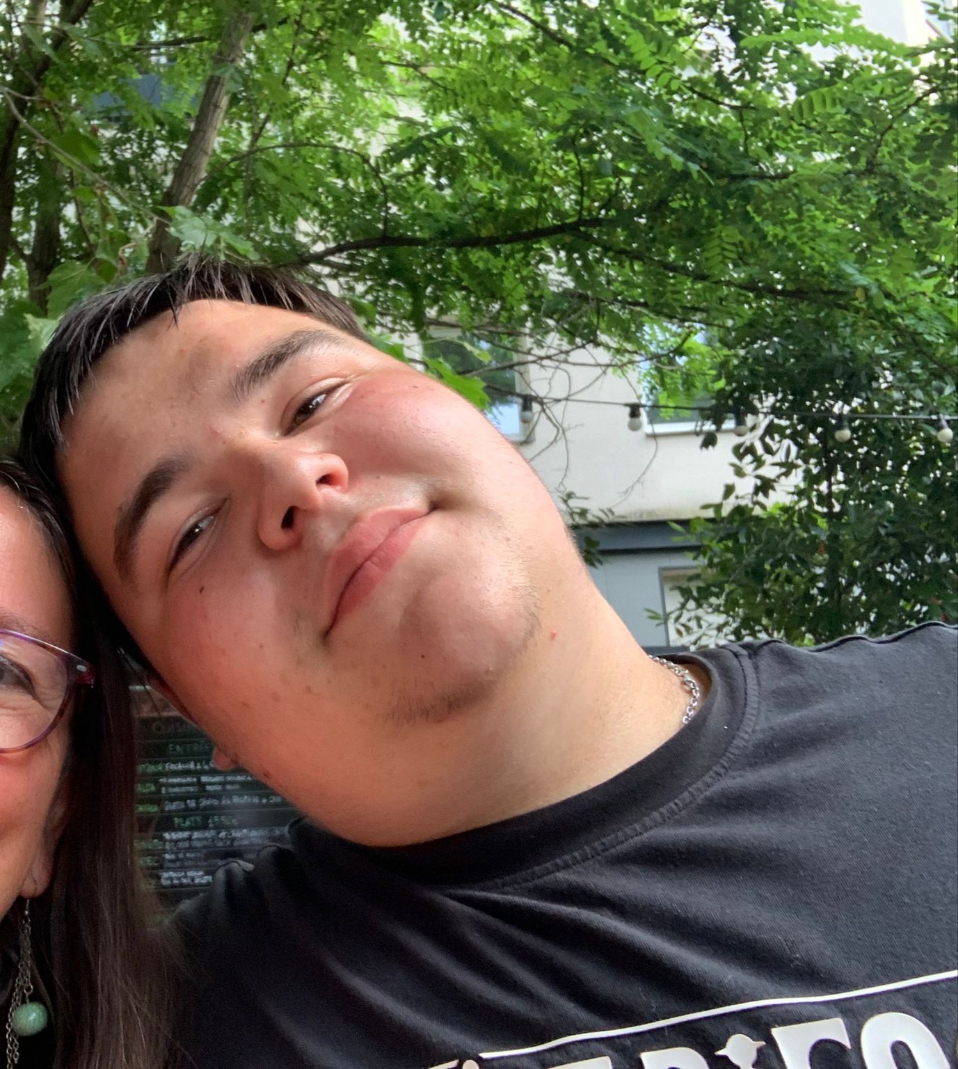 Profil de Fortuné, 21 ans, Annonce Coquine à Malters