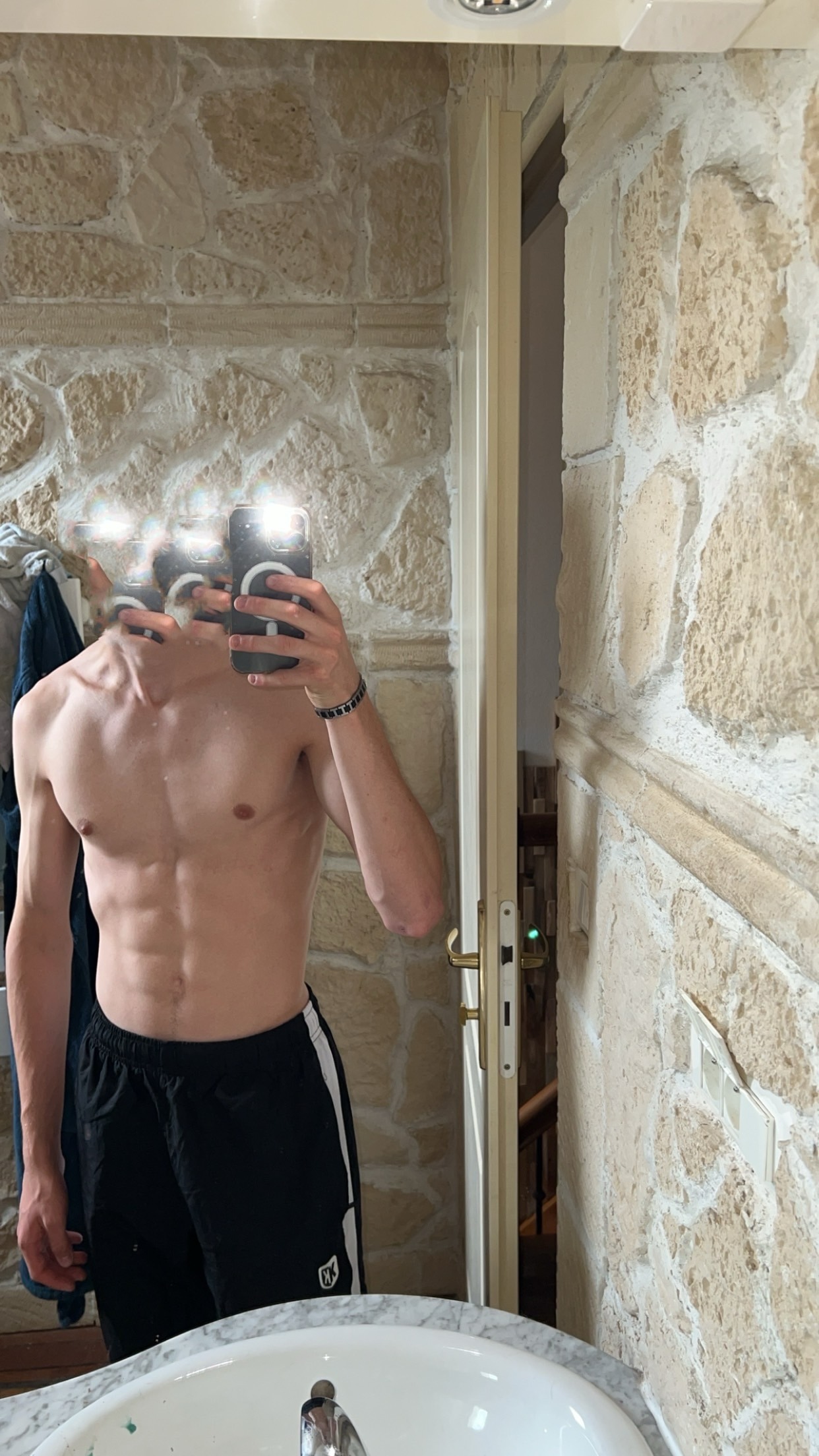 Profil de Jorel, 19 ans, Annonce Coquine à Lussy FR