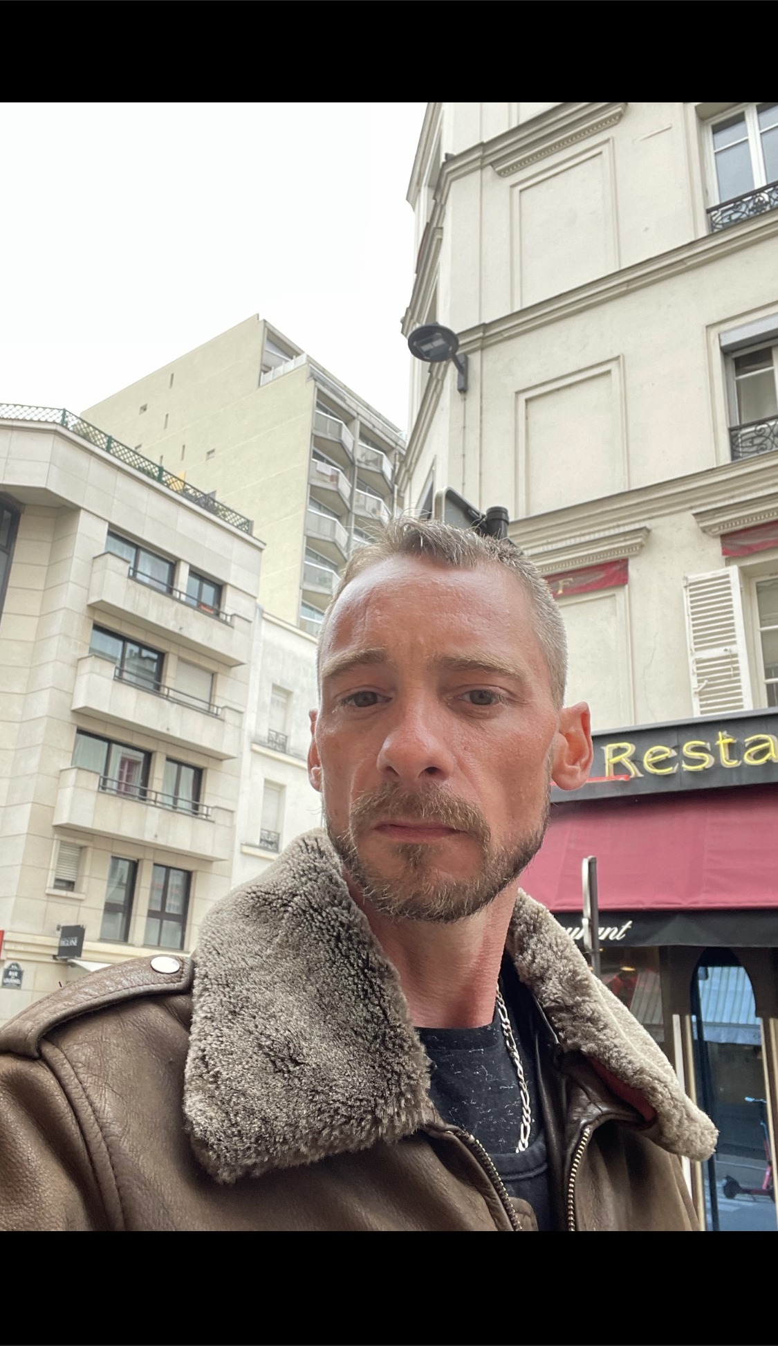 Profil de Jiovanni, 39 ans, Annonce Coquine à Besenbüren