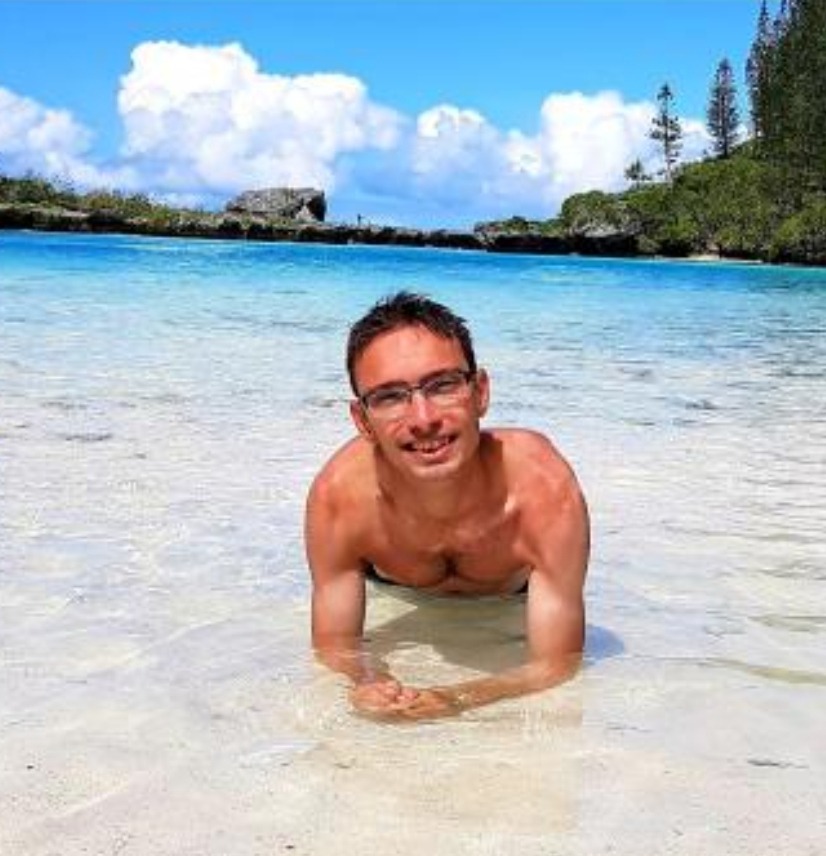 Profil de Zainoudine, 31 ans, Annonce Coquine à Lovens