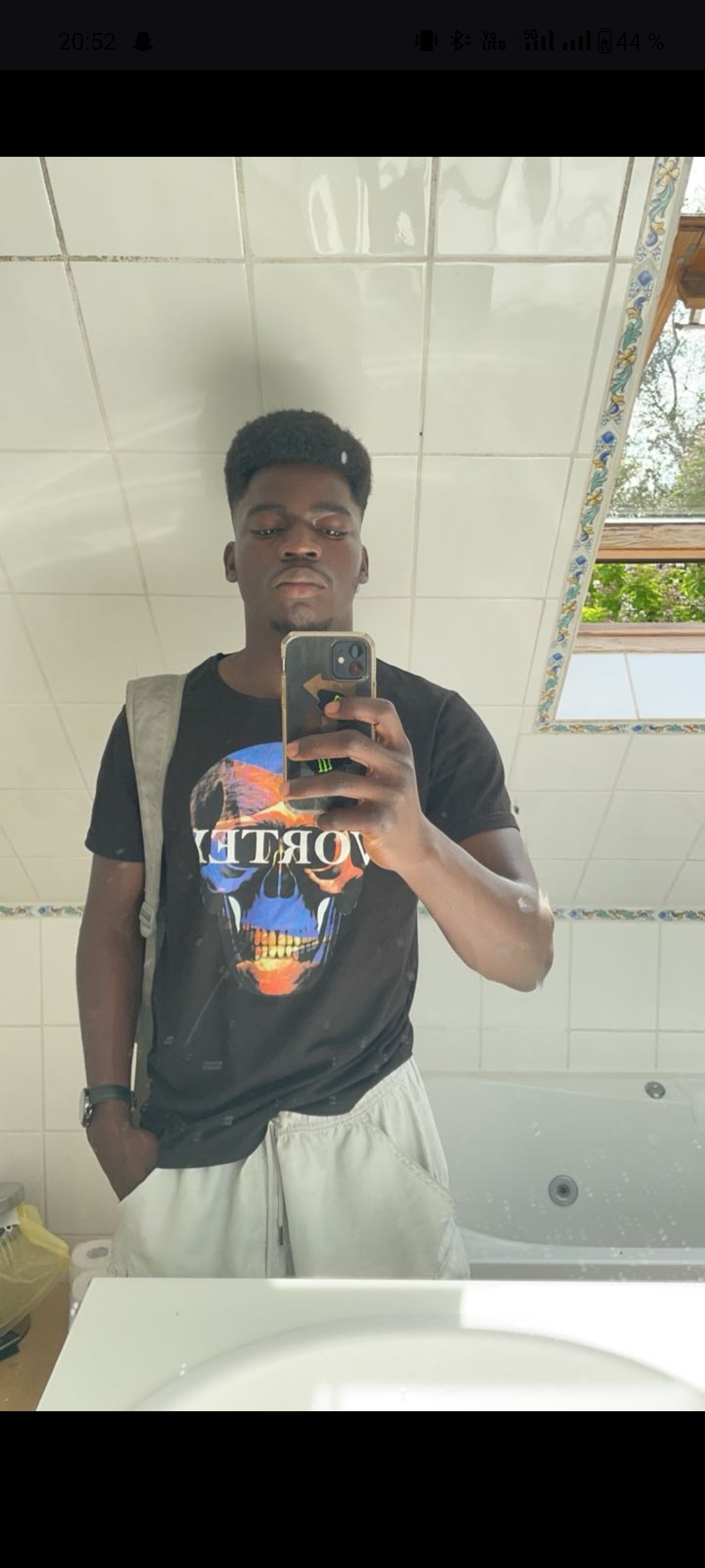 Profil de Rewan, 25 ans, Annonce Coquine à Botterens