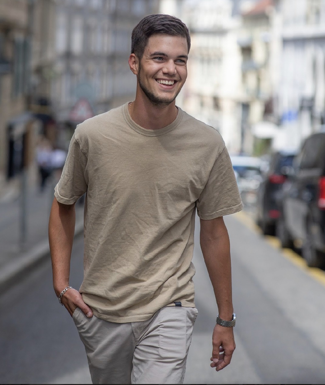 Profil de Aldrik, 23 ans, Annonce Coquine à Cagiallo