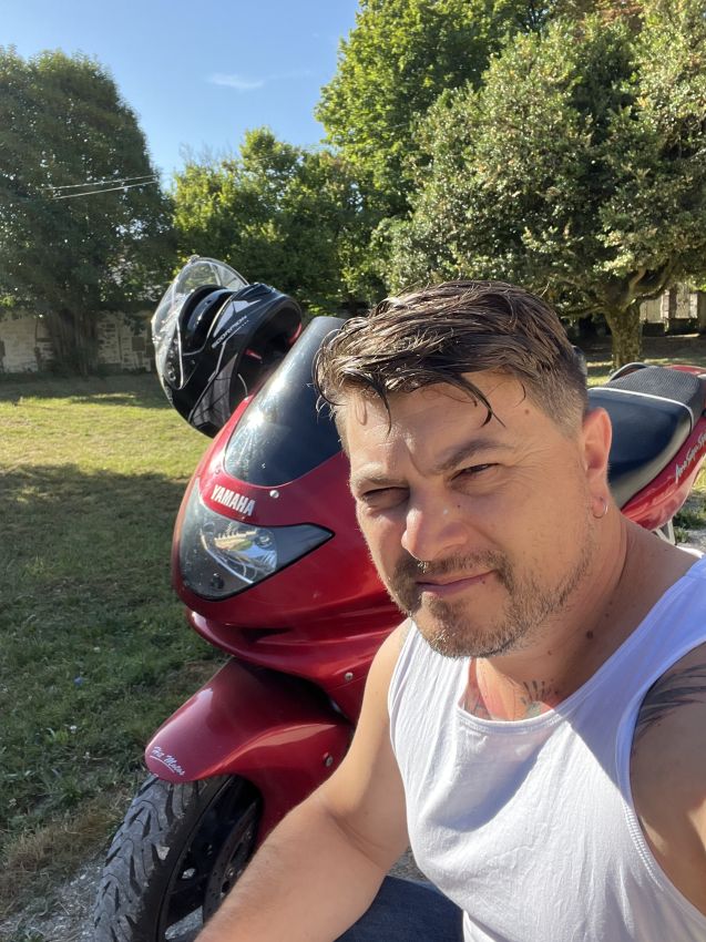 Profil de Fayz, 42 ans, Annonce Coquine à Preda