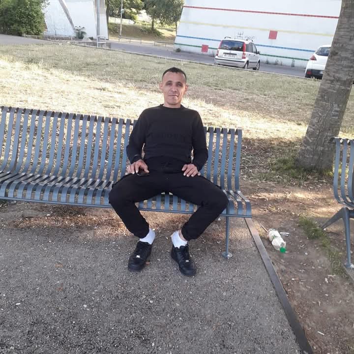 Profil de Izak, 35 ans, Annonce Coquine à Tenero
