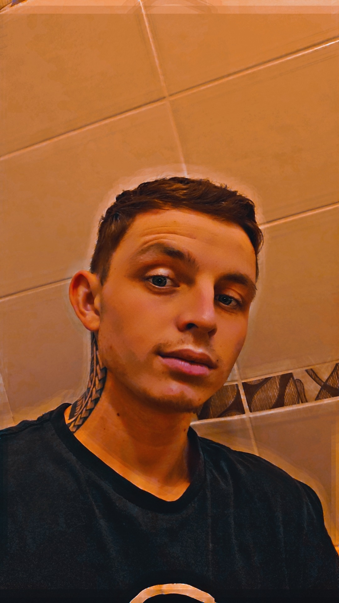 Profil de Gwendy, 22 ans, Annonce Coquine à Vnà