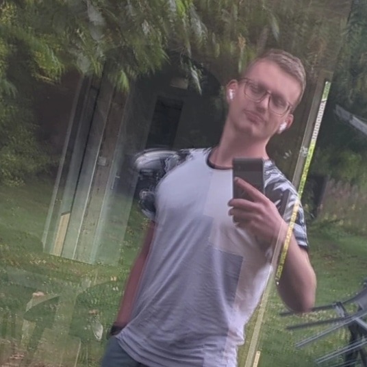 Profil de Basil, 25 ans, Annonce Coquine à Zizers