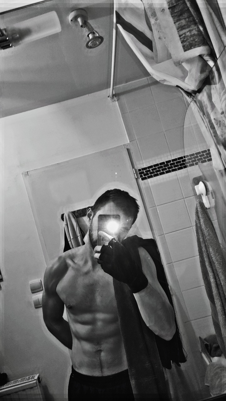 Profil de Farhad, 27 ans, Annonce Coquine à Riederalp