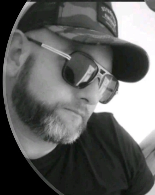 Profil de Lisandru, 39 ans, Annonce Coquine à Rüthi (Rheintal)