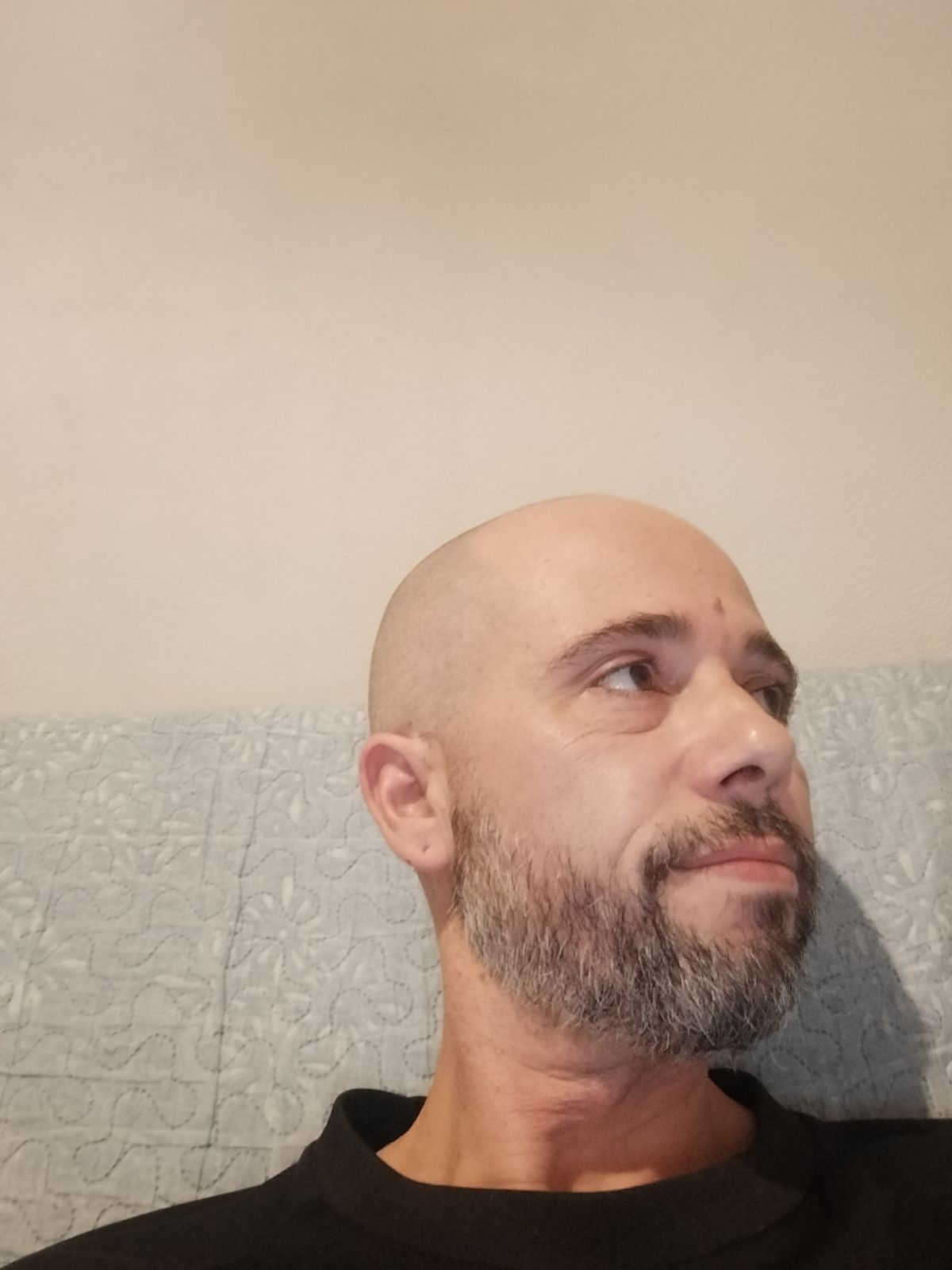 Profil de Thiven, 40 ans, Annonce Coquine à Birrwil