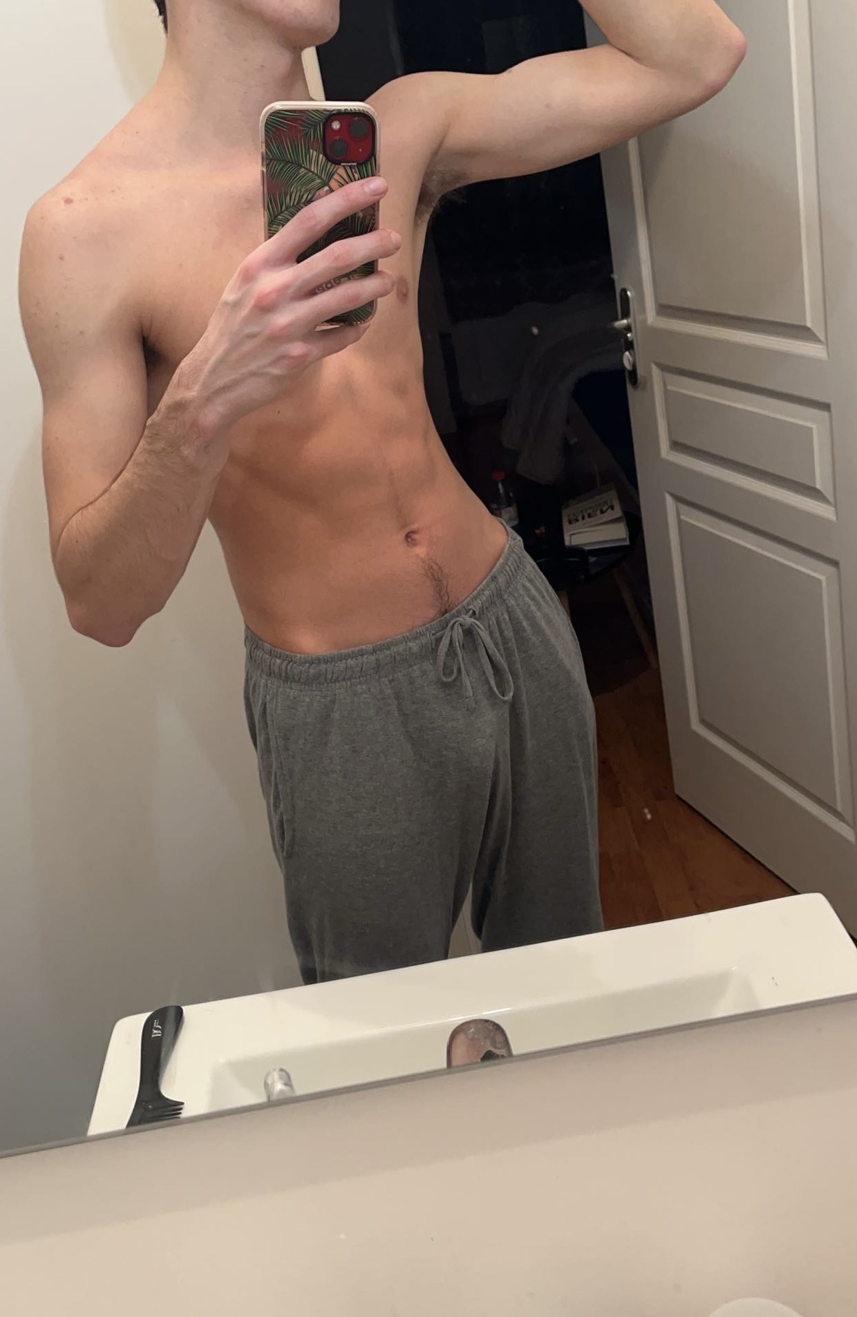 Profil de Robinson, 23 ans, Annonce Coquine à Soazza