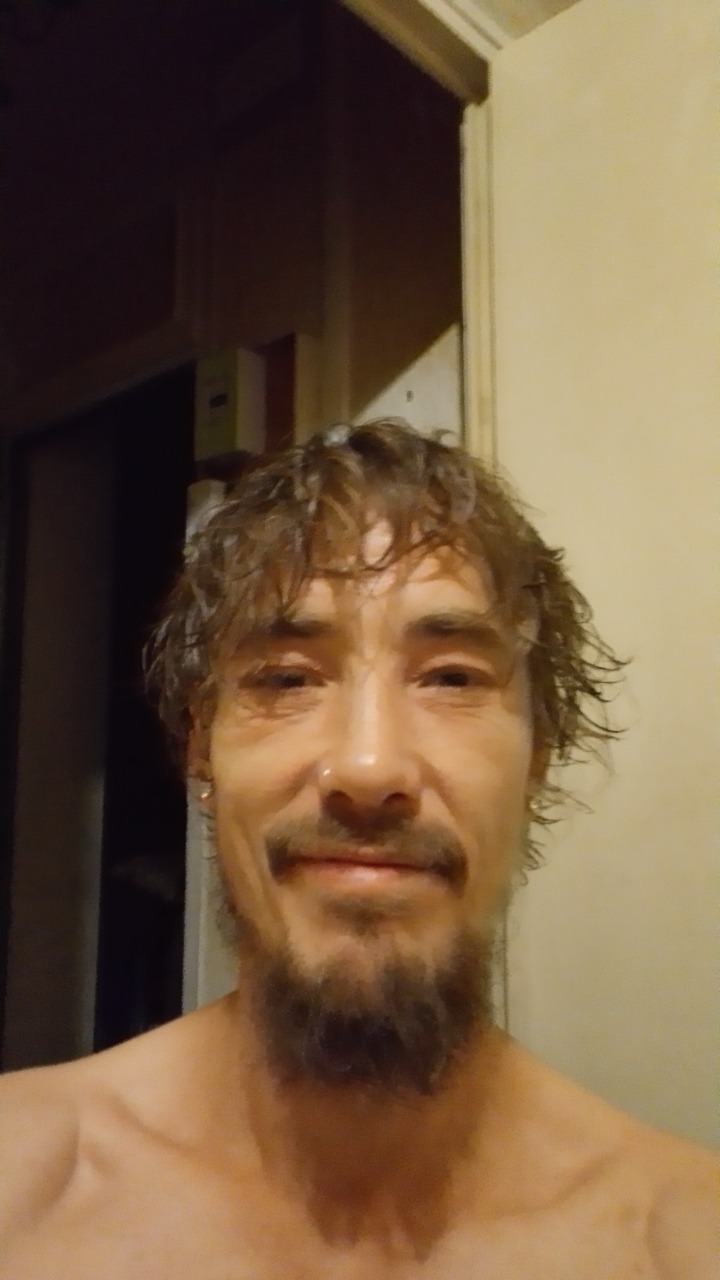 Profil de Yannik, 39 ans, Annonce Coquine à Seleute