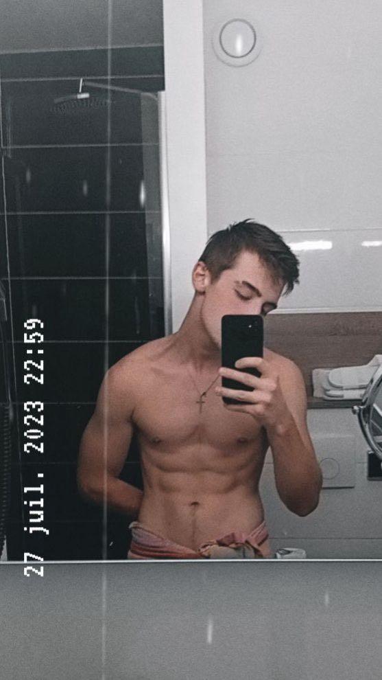 Profil de Yvon, 20 ans, Annonce Coquine à Luven