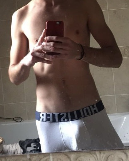 Profil de Orfeo, 27 ans, Annonce Coquine à Roche VD