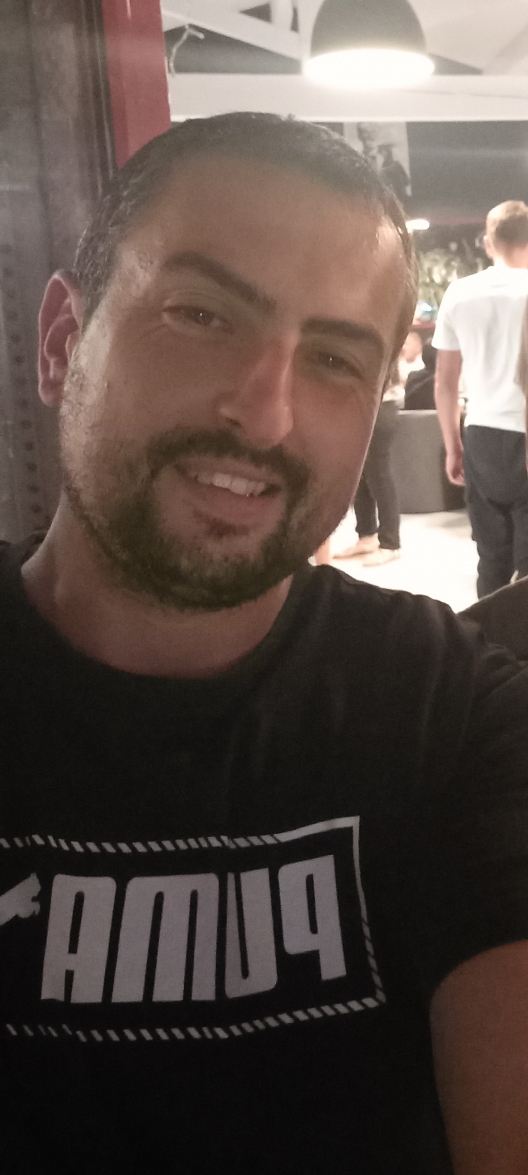 Profil de Bader, 36 ans, Annonce Coquine à Bever