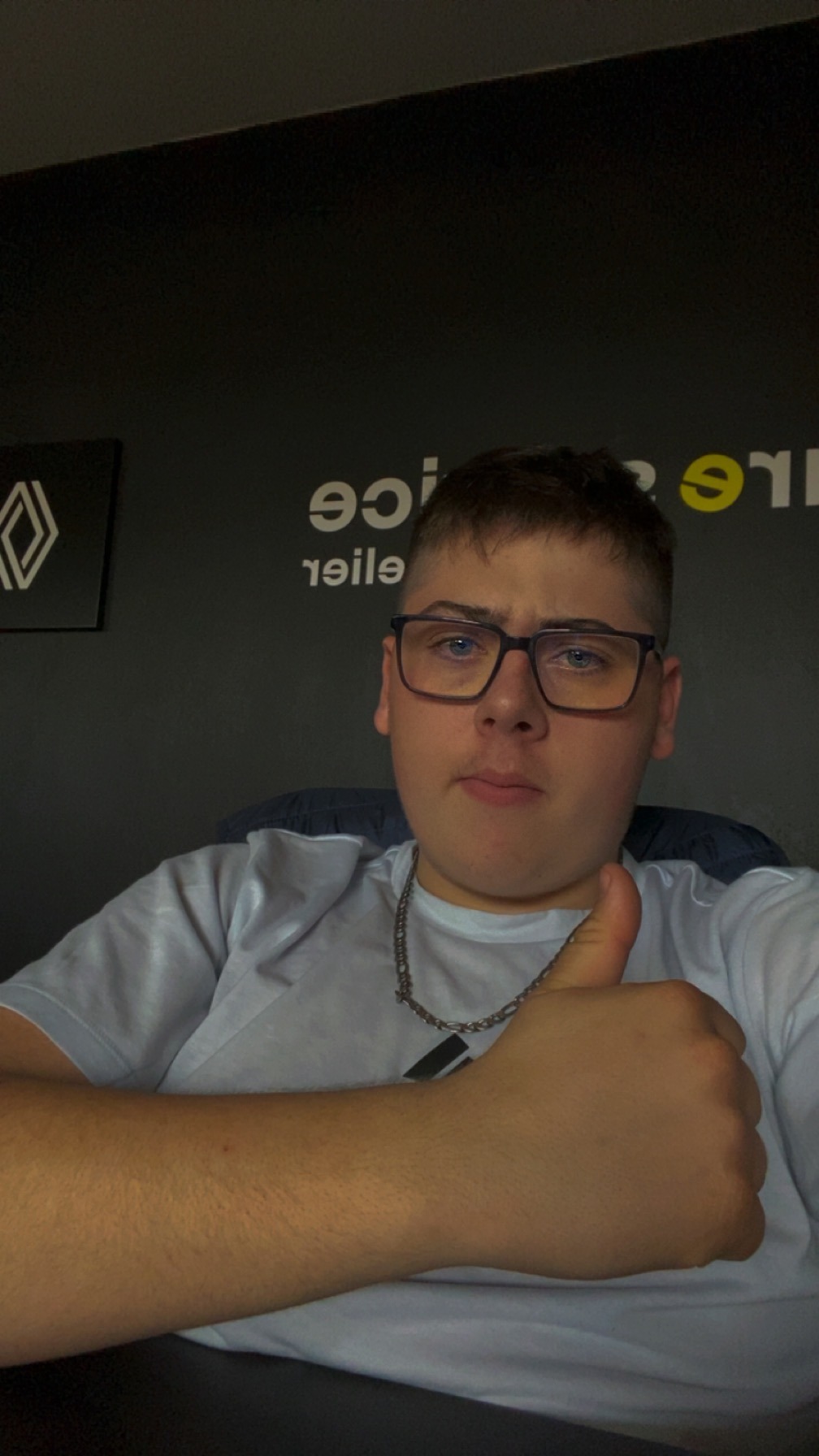 Profil de Johns, 25 ans, Annonce Coquine à Heldswil