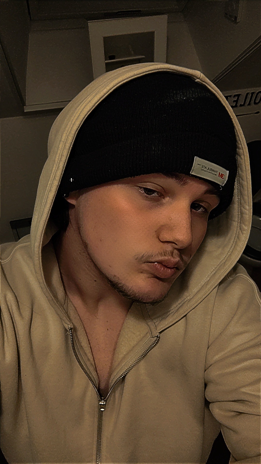 Profil de Hissa, 19 ans, Annonce Coquine à Au TG