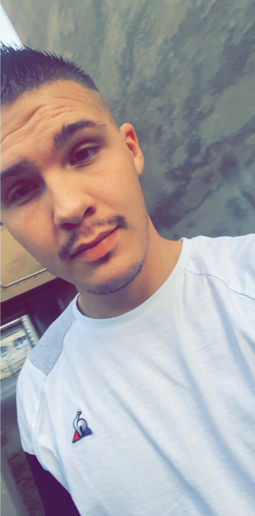 Profil de Sezgin, 23 ans, Annonce Coquine à Greifensee