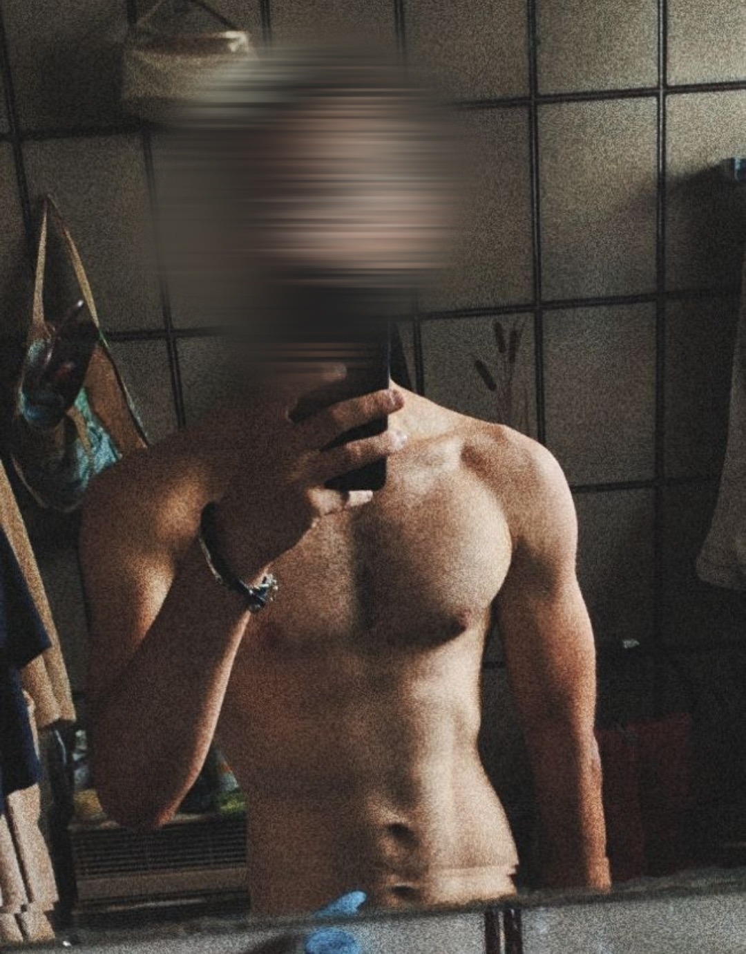 Profil de Corey, 26 ans, Annonce Coquine à Oberstocken